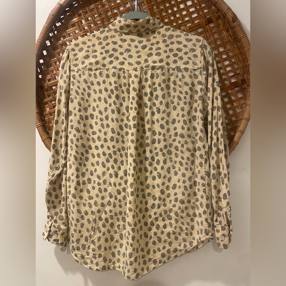 Equipment Femme Leopard Silk Blouse | Medium - Picture 3 of 5